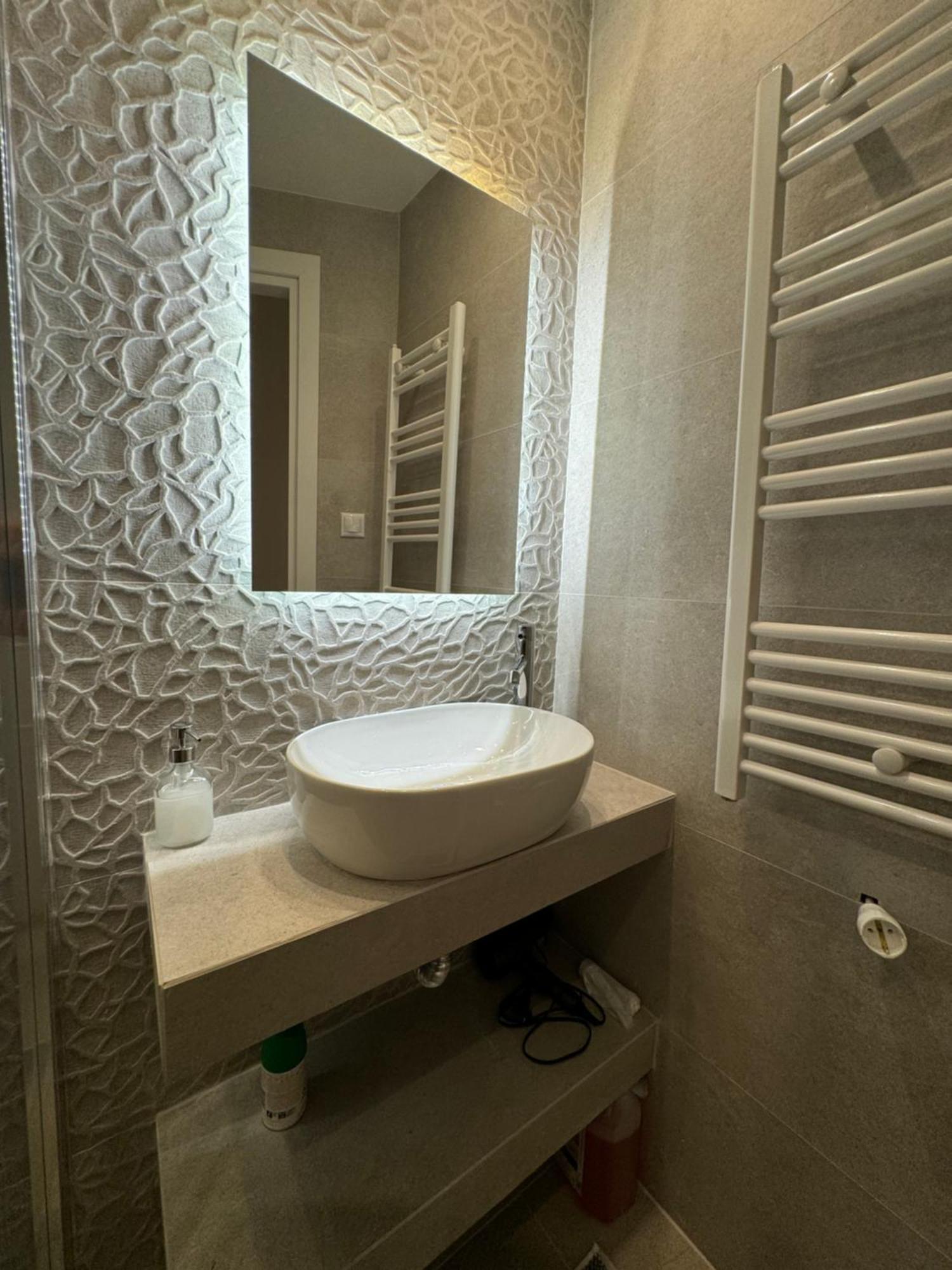 Dekolomvou Apartment เทสซาโลนิกิ ภายนอก รูปภาพ