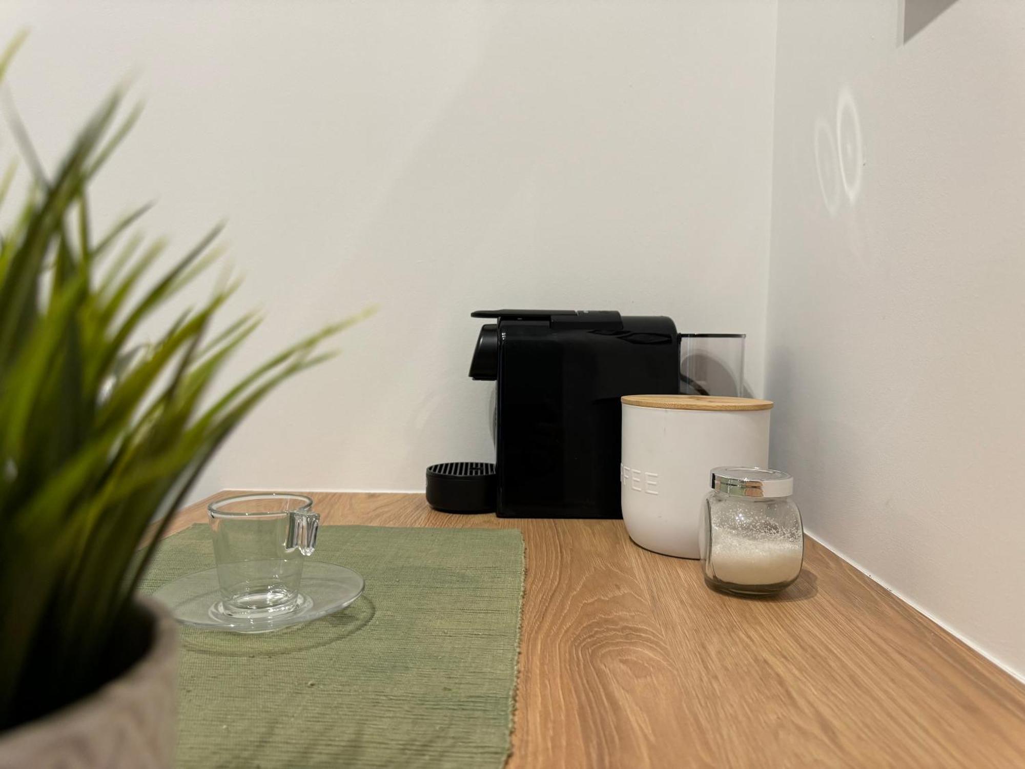 Dekolomvou Apartment เทสซาโลนิกิ ภายนอก รูปภาพ